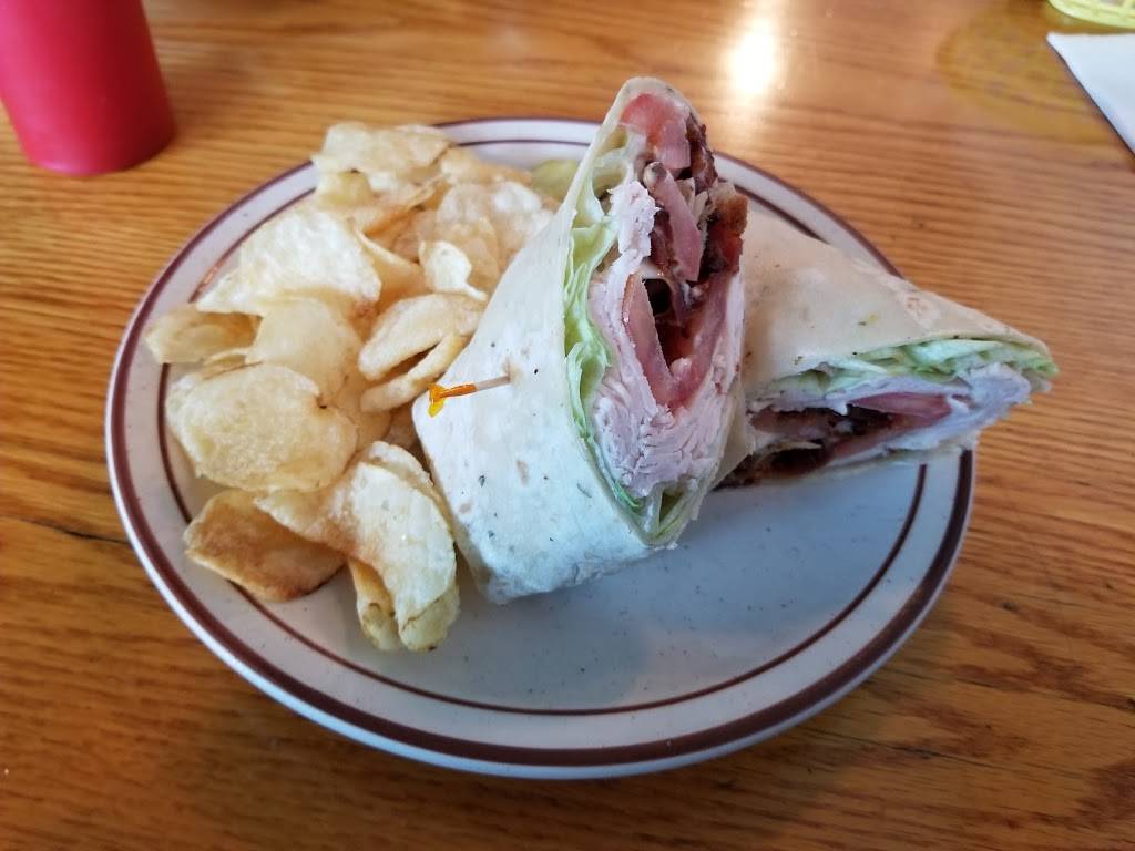 Heberts Restaurant | restaurant | 1500 Lafayette Rd, Portsmouth, NH 03801, USA | 6034315882 OR +1 603-431-5882