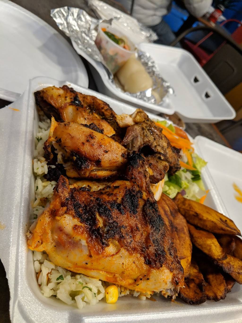 Pili Pili Grilled Chicken | restaurant | 205 Dalhousie St, Ottawa, ON K1N 7C9, Canada | 6136957404 OR +1 613-695-7404