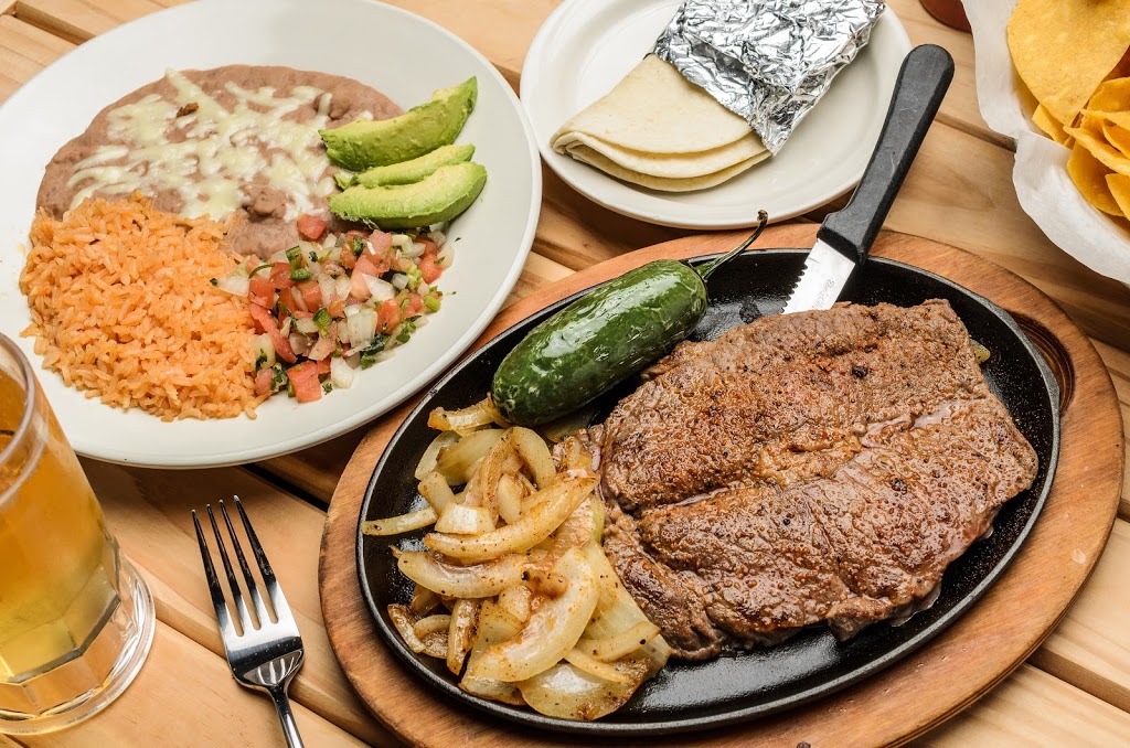 Villa Del Rey Cocina Mexicana | restaurant | 720 Schillinger Rd S, Mobile, AL 36695, USA | 2513487838 OR +1 251-348-7838