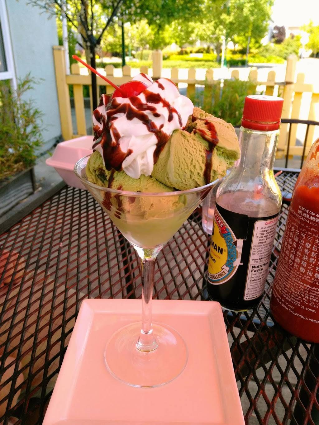 Yireh Sushi | restaurant | 3800 Sebastopol Rd, Santa Rosa, CA 95407, USA | 7075262652 OR +1 707-526-2652