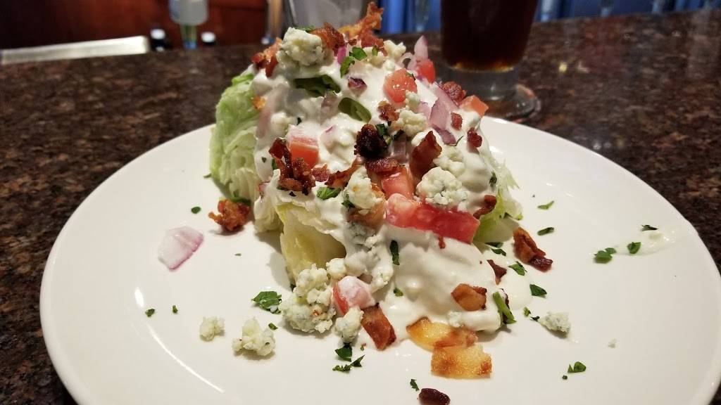 BJs Restaurant & Brewhouse | restaurant | 600 Brea Mall Dr, Brea, CA 92821, USA | 7149902095 OR +1 714-990-2095