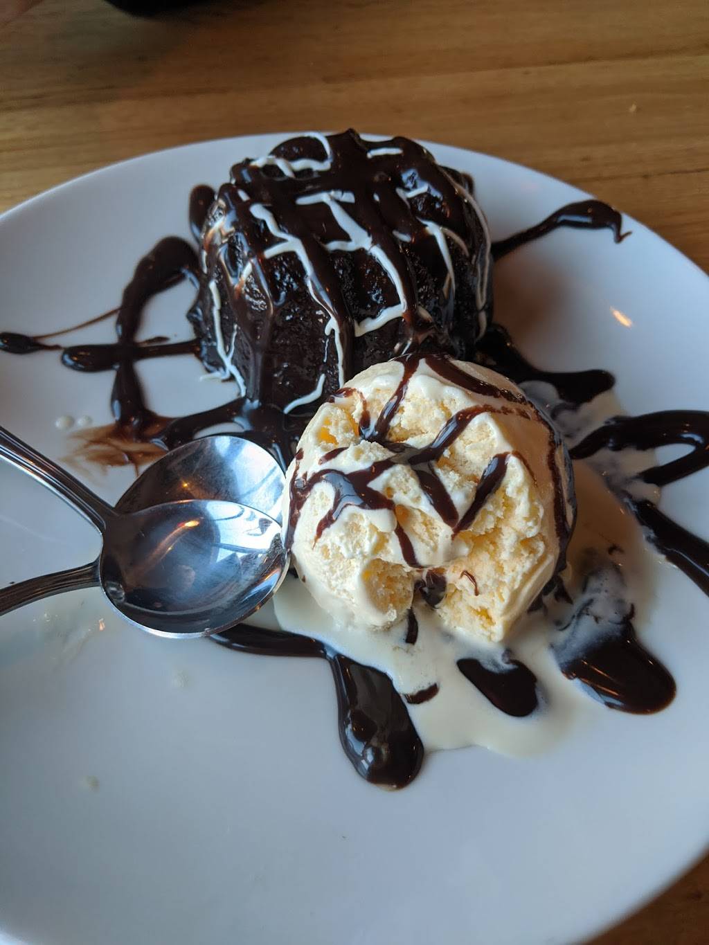 Applebees Grill + Bar | restaurant | 10895 Montgomery Blvd NE, Albuquerque, NM 87111, USA | 5053237548 OR +1 505-323-7548