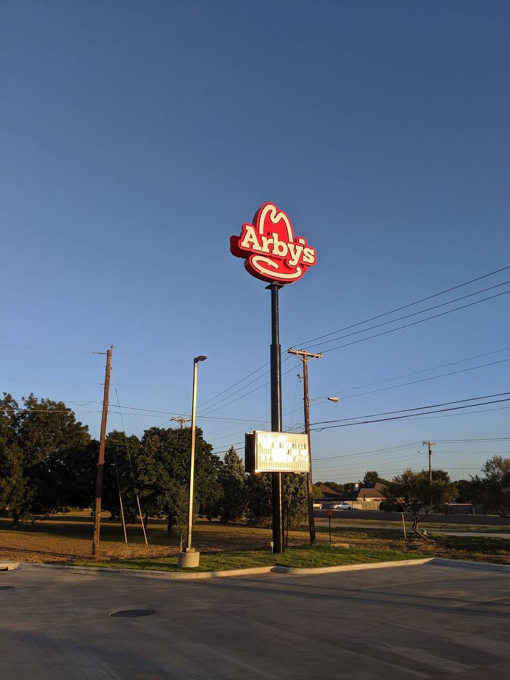 Arbys | meal takeaway | 6490 W Adams Ave, Temple, TX 76502, USA | 2547800770 OR +1 254-780-0770