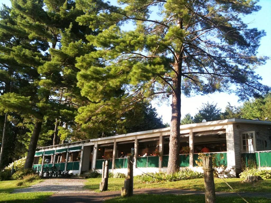 Upper Deck | restaurant | 20 Klein Way, Willsboro, NY 12996, USA | 5189638271 OR +1 518-963-8271