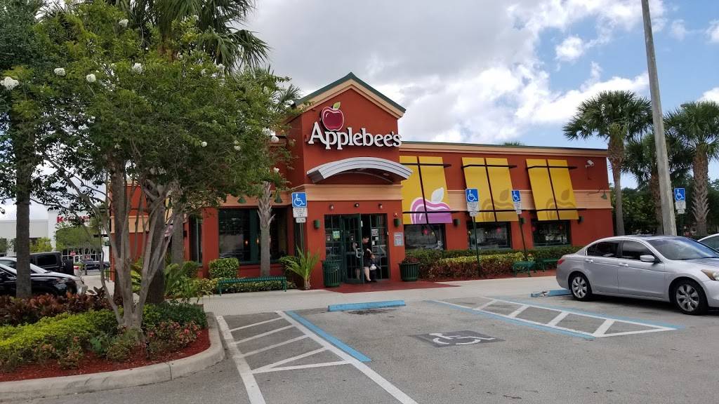 Applebees Grill + Bar | restaurant | 5377 W. Atlantic Blvd Lakewood Shopping Center, Margate, FL 33063, USA | 9549690866 OR +1 954-969-0866