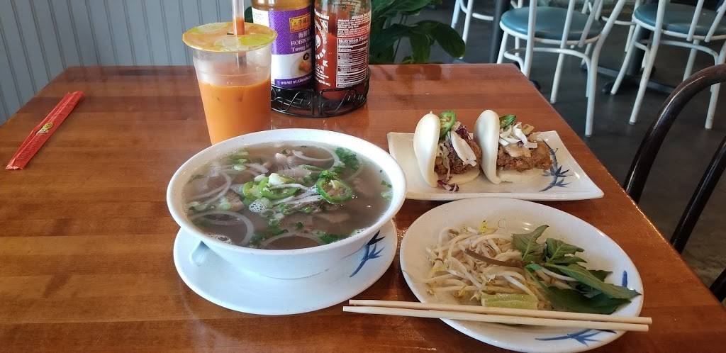 Les Baguette Banh Mi Cafe | restaurant | 4607 Dryades St #5529, New Orleans, LA 70115, USA | 5048952620 OR +1 504-895-2620