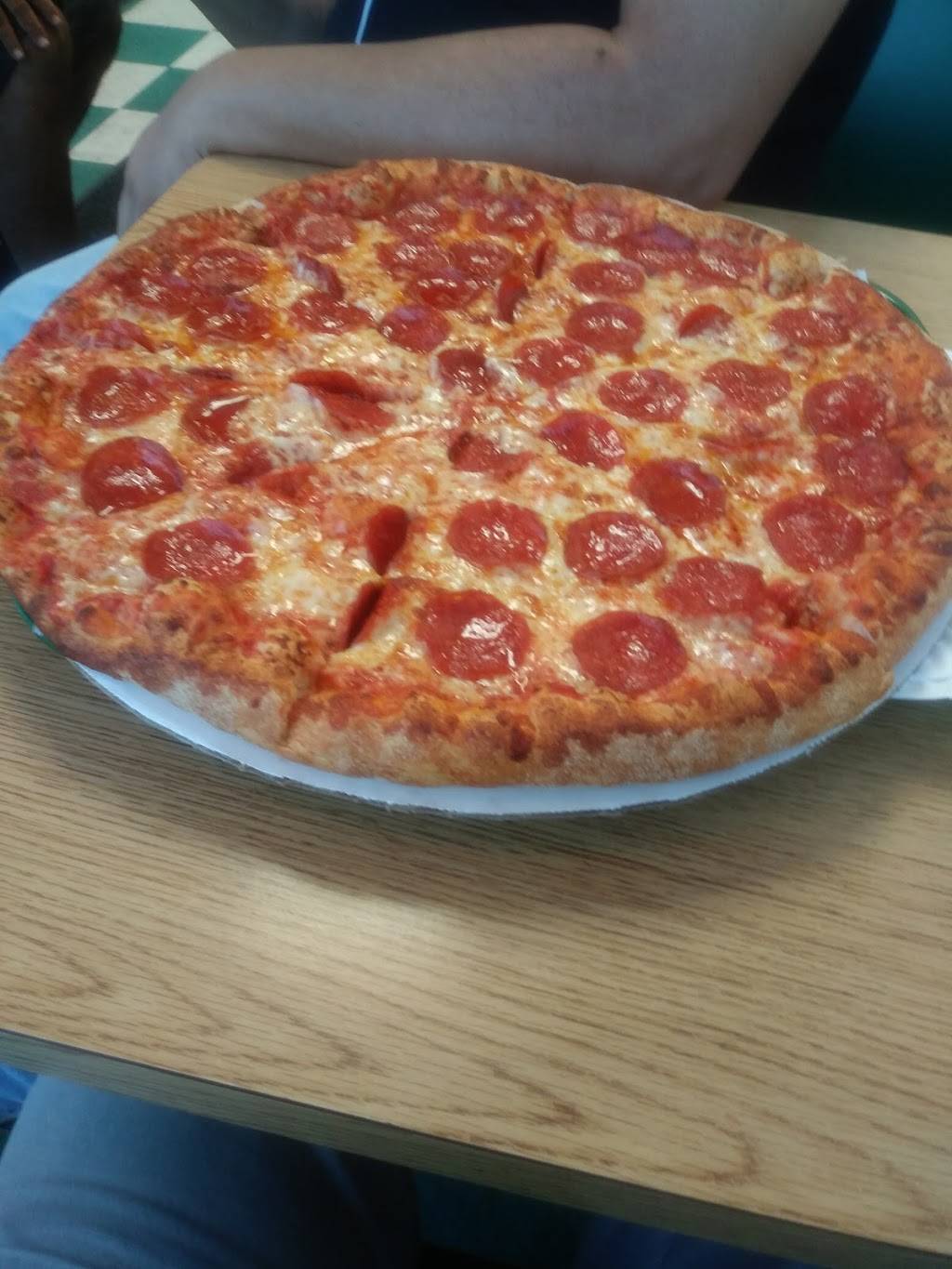 The Pizza Place | restaurant | 2 Lafayette Square, Haverhill, MA 01832, USA | 9785560606 OR +1 978-556-0606