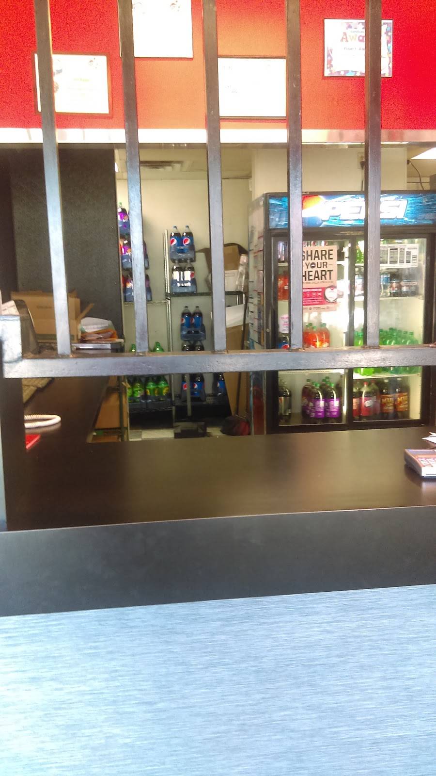 Pizza Hut | restaurant | 7604 W Burleigh St, Milwaukee, WI 53222, USA | 4144444161 OR +1 414-444-4161