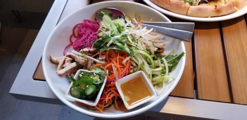 California Pizza Kitchen at Fashion Valley | restaurant | 7007 Friars Rd #901, San Diego, CA 92108, USA | 6192984078 OR +1 619-298-4078