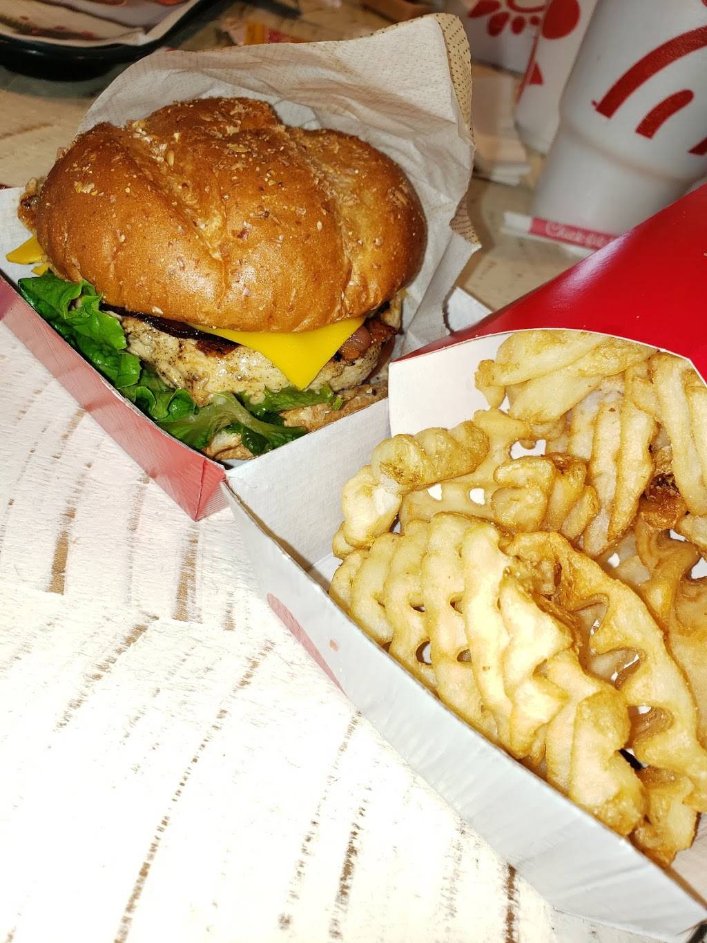 Chick-fil-A | restaurant | 2502 Highway 31 S, Decatur, AL 35603, USA | 2568221014 OR +1 256-822-1014