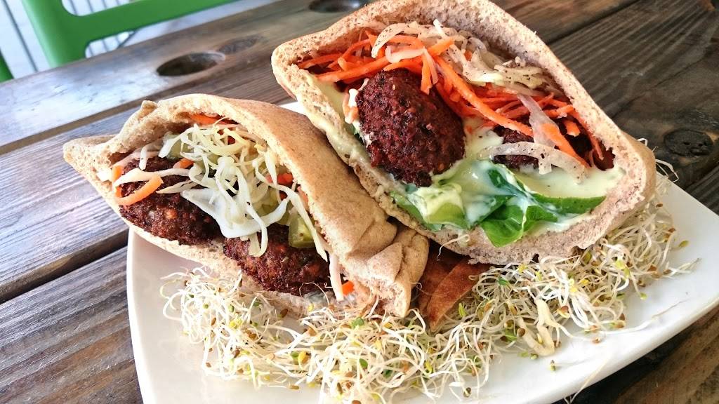 La Panthère Verte | restaurant | 5265 Chemin Queen Mary, Montréal, QC H3W 1Y3, Canada | 4383864449 OR +1 438-386-4449