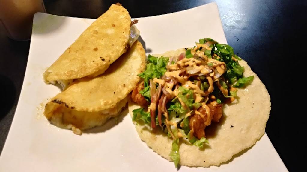 Culichi: Sushi & Mariscos | restaurant | 3017 Wilson Rd, Bakersfield, CA 93304, USA | 6618857053 OR +1 661-885-7053