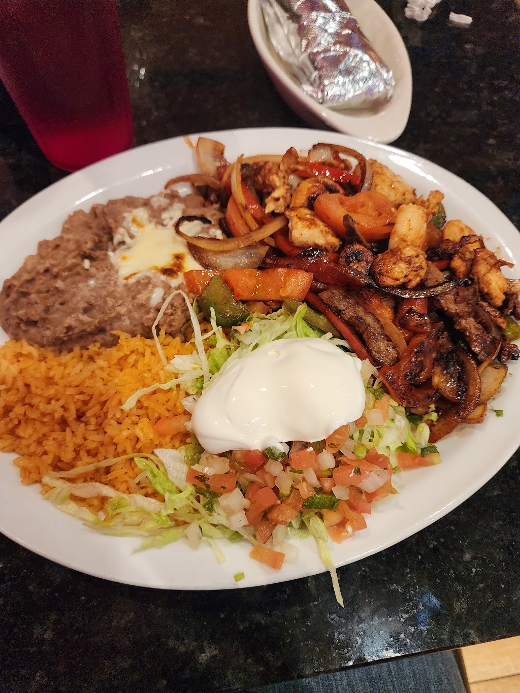 Lucianas Mexican Restaurant #6 | restaurant | 9510 N Meridian St, Indianapolis, IN 46260, USA | 3176690529 OR +1 317-669-0529