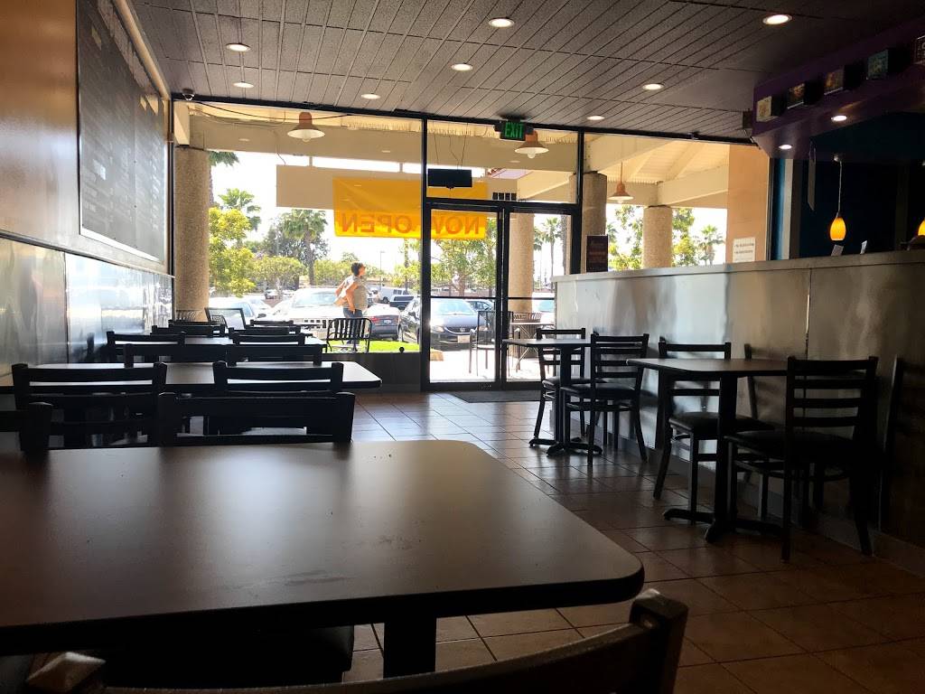 Ikes Love and Sandwiches | restaurant | 4901, 5745 Pacific Coast Hwy, Long Beach, CA 90803, USA | 5624980304 OR +1 562-498-0304