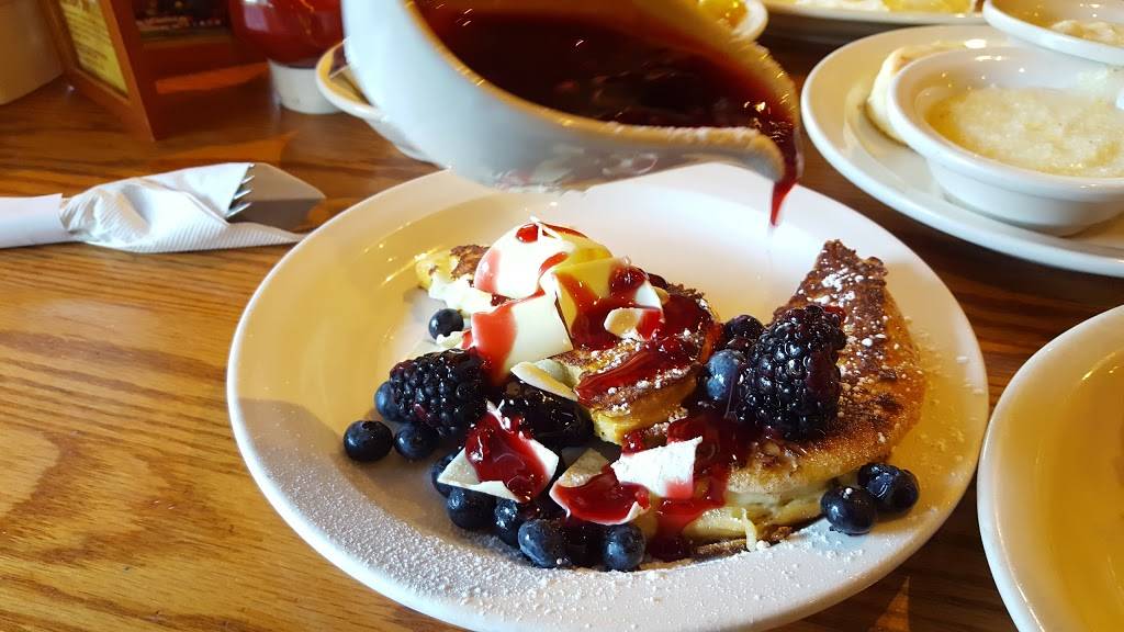 Cracker Barrel Old Country Store | restaurant | 6081 Shelby Oaks Dr, Memphis, TN 38134, USA | 9013825465 OR +1 901-382-5465