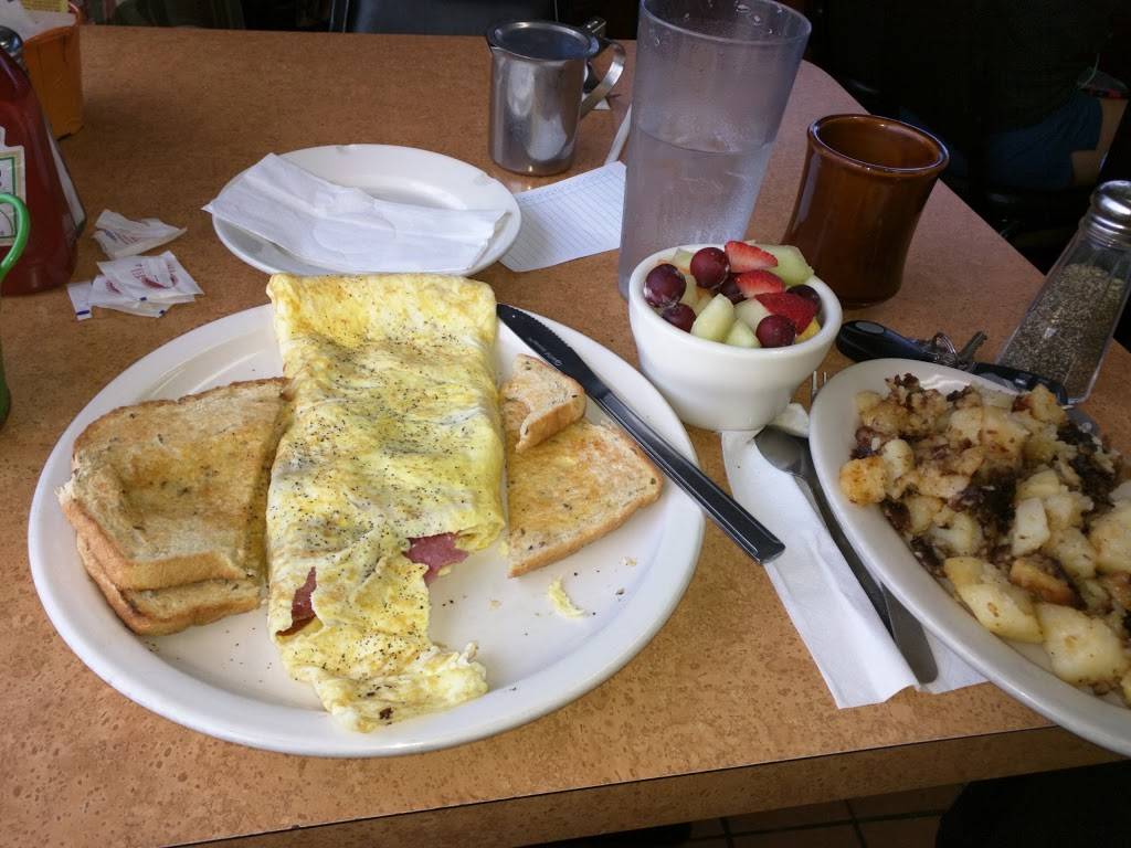 Orange Tree Breakfast And Lunch | restaurant | 6400 N University Dr, Pompano Beach, FL 33076, USA | 9547221144 OR +1 954-722-1144