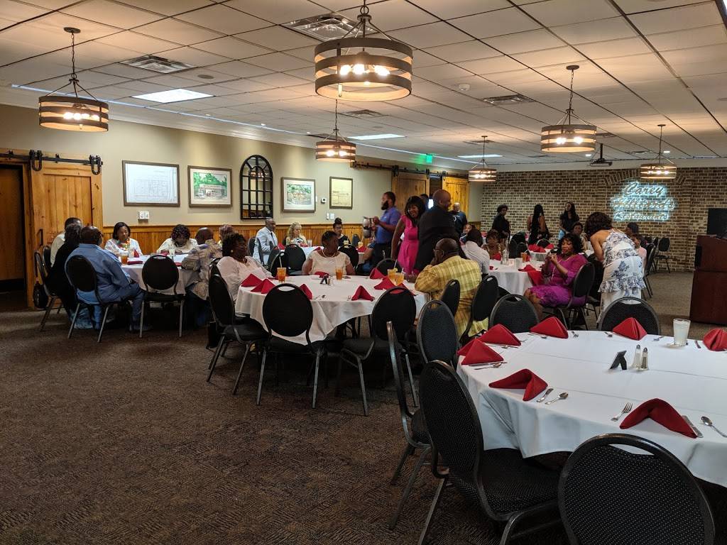 Carey Hilliards Restaurant | restaurant | 11111 Abercorn St, Savannah, GA 31419, USA | 9129253225 OR +1 912-925-3225