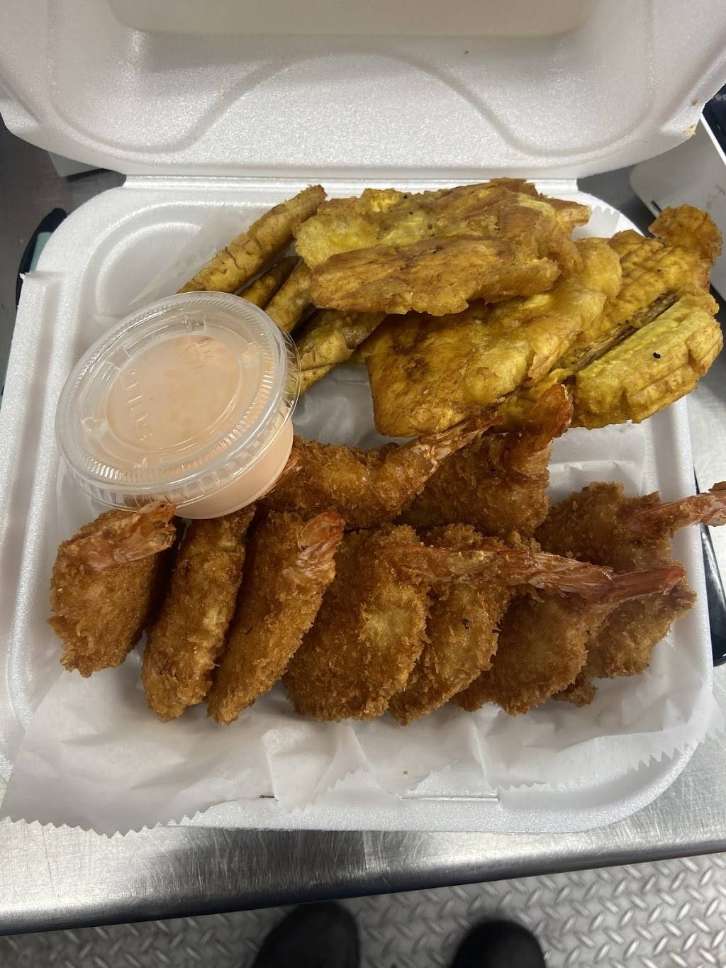 Chelos pinchos | restaurant | 7730 Palm River Rd, Tampa, FL 33619, USA | 8135396308 OR +1 813-539-6308