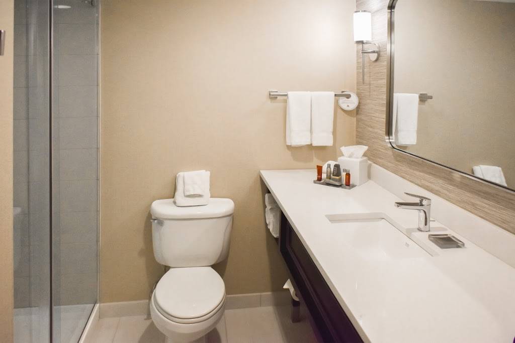 Minneapolis Marriott West | restaurant | 9960 Wayzata Blvd, Minneapolis, MN 55426, USA | 9525444400 OR +1 952-544-4400