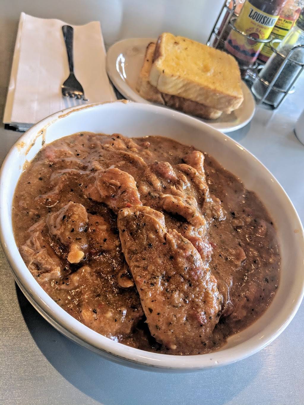 J. Gumbos | restaurant | 8603 Citadel Way # 101, Louisville, KY 40220, USA | 5024934720 OR +1 502-493-4720