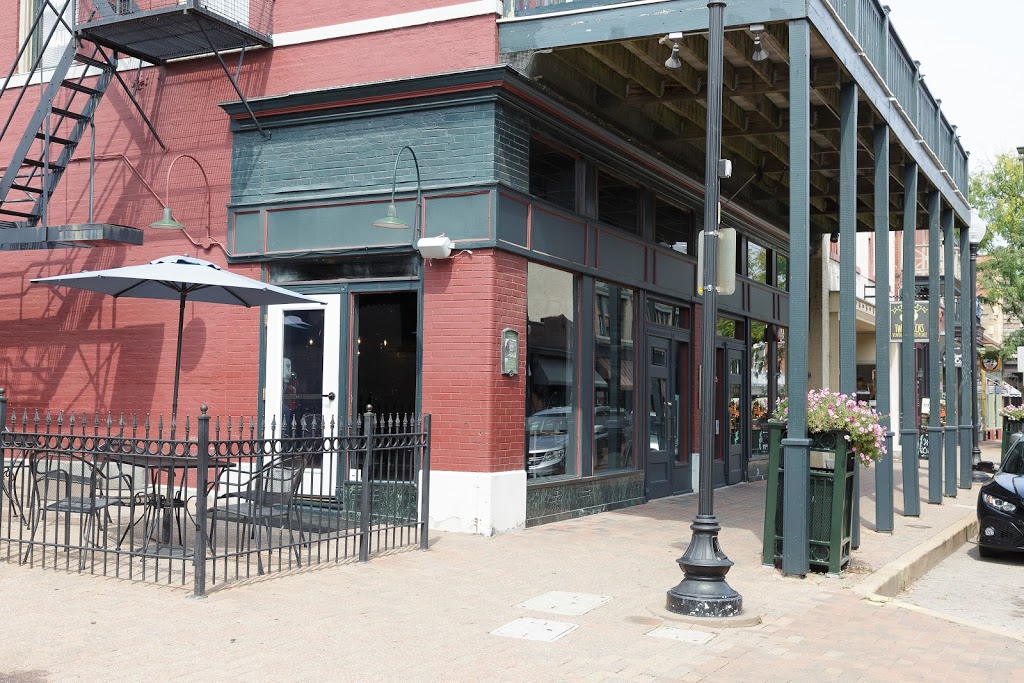 Novellus | restaurant | 201 N Main St, St Charles, MO 63301, USA | 6368964800 OR +1 636-896-4800