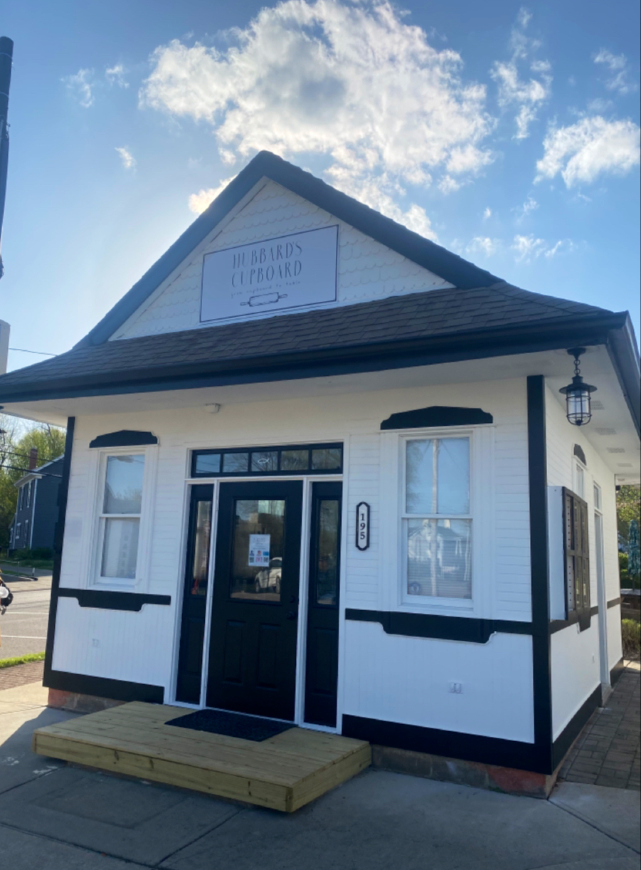 Hubbard’s Cupboard Bakery & Cafe | bakery | 195 S Main St, Waynesville, OH 45068, USA | 7192330714 OR +1 719-233-0714