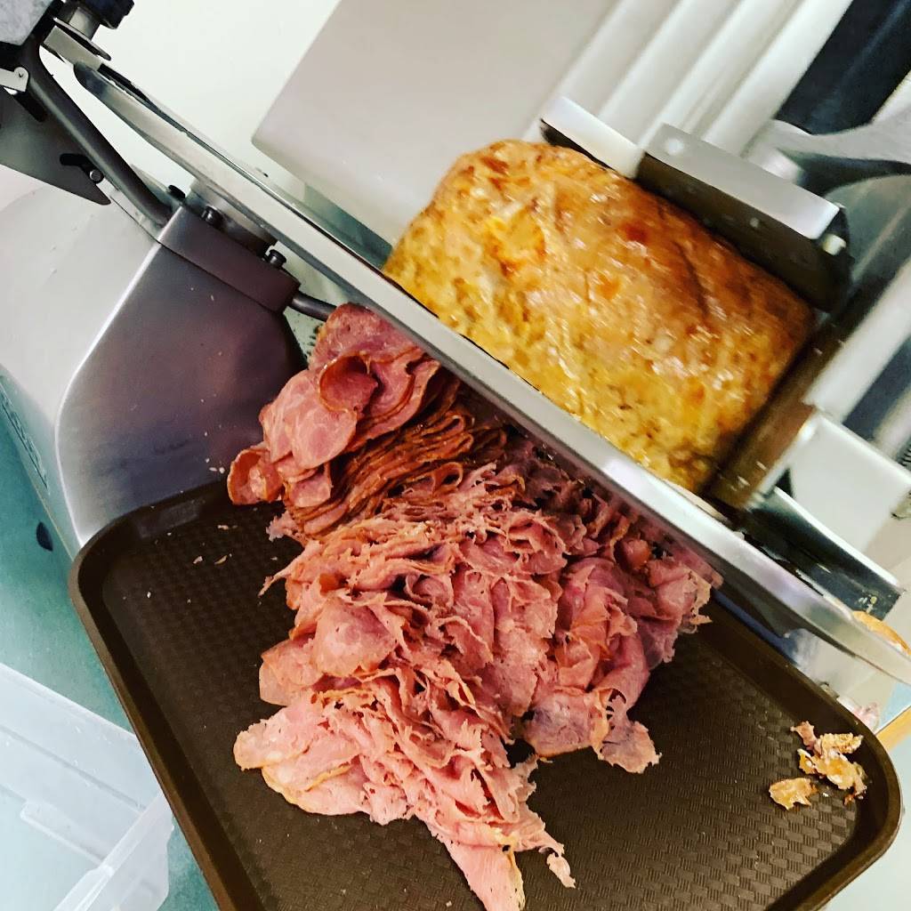 Hot Spot Café & Deli | cafe | 800 Chadbourne Rd #11, Fairfield, CA 94534, USA | 7074210296 OR +1 707-421-0296