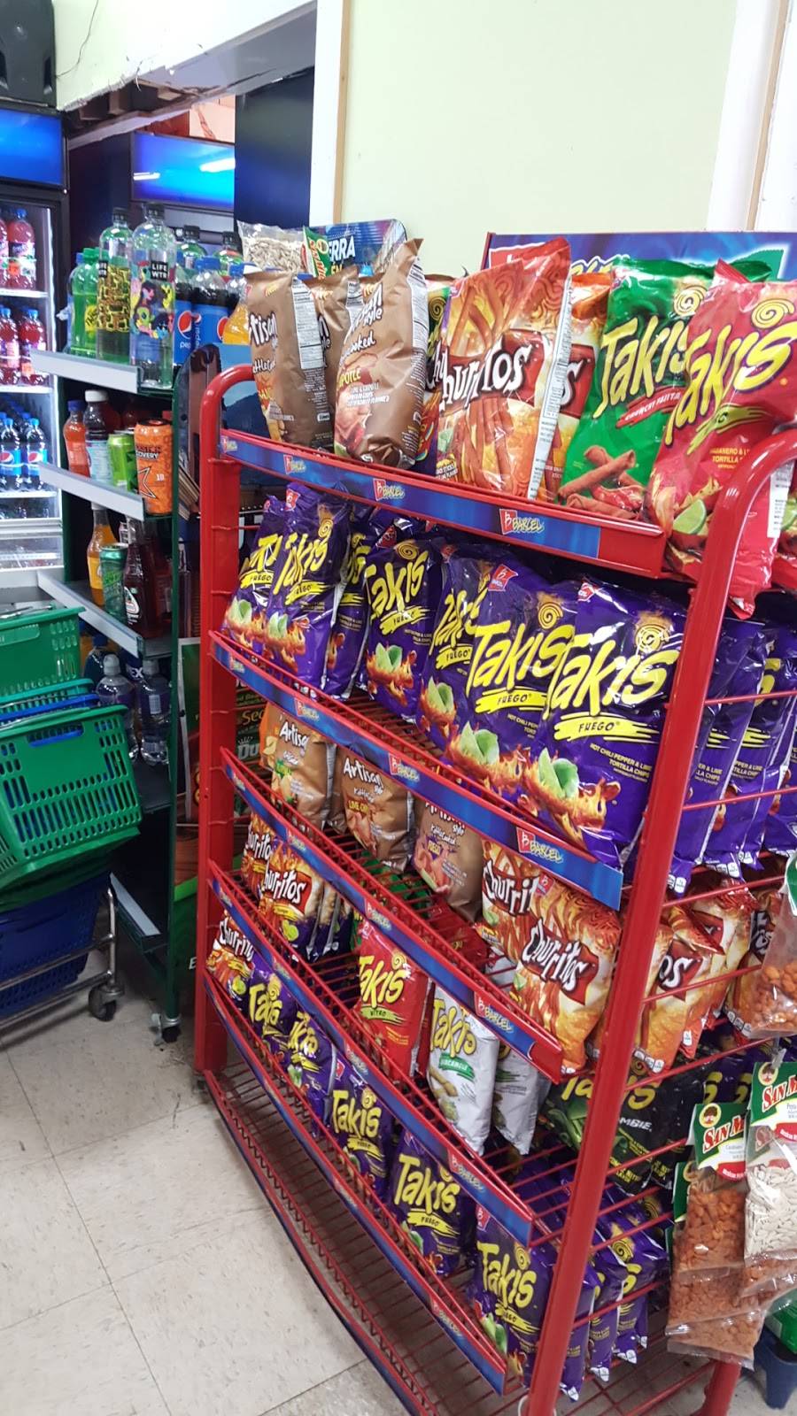 Isaac & Moishes Deli | restaurant | 311 Waukegan Ave, Highwood, IL 60040, USA | 8474330557 OR +1 847-433-0557