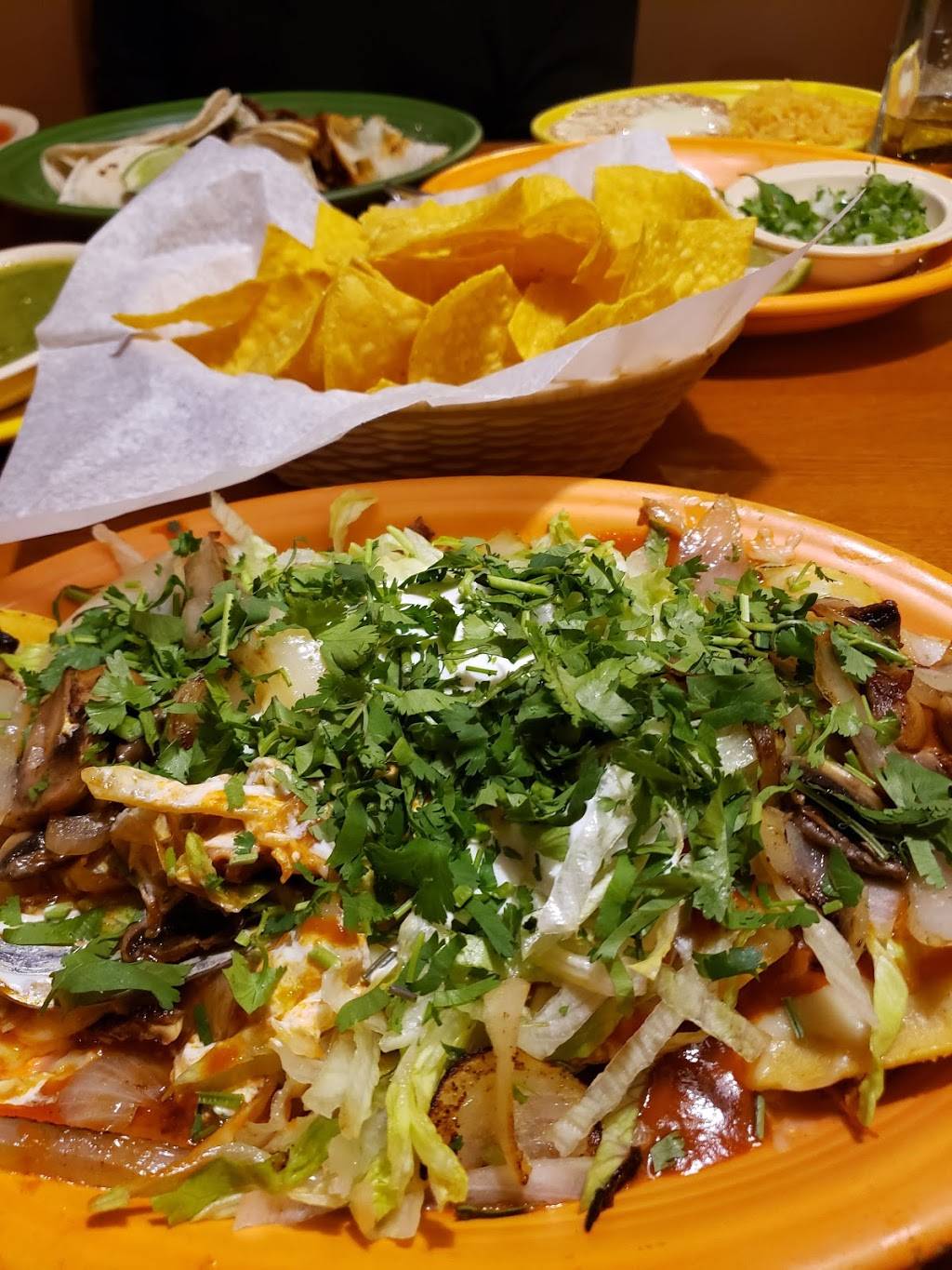 La Cocina Mexican Restaurant Roxboro #4 | restaurant | 241 S Madison Blvd, Roxboro, NC 27573, USA | 3363300300 OR +1 336-330-0300