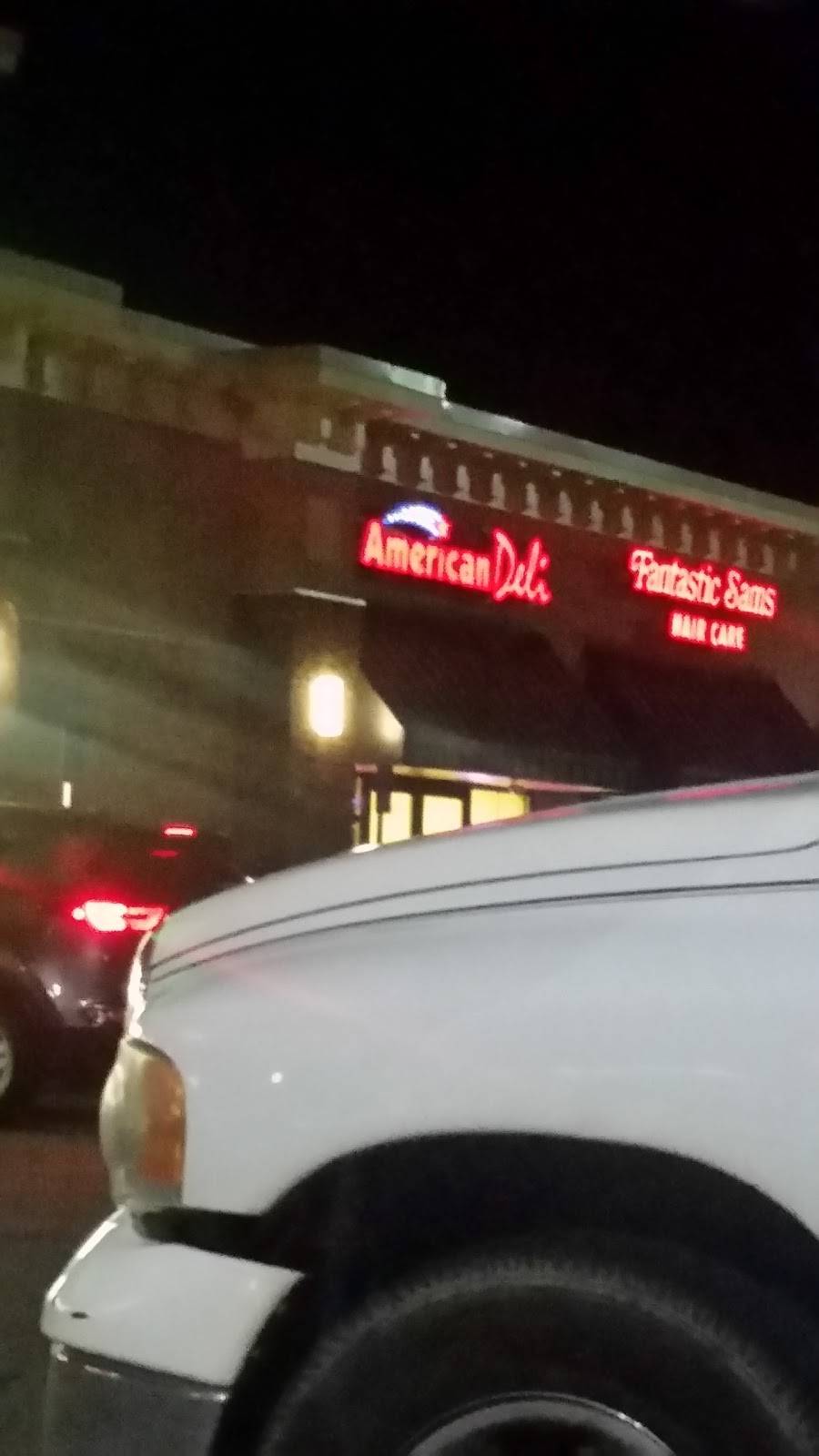 American Deli | restaurant | 4959 Bill Gardner Pkwy #105, Locust Grove, GA 30248, USA | 6785839555 OR +1 678-583-9555