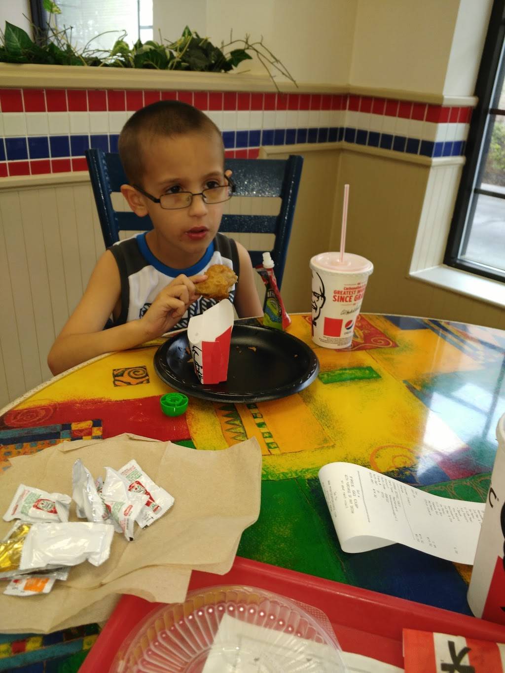 KFC | restaurant | 600 S Main St, Lexington, NC 27292, USA | 3362482666 OR +1 336-248-2666