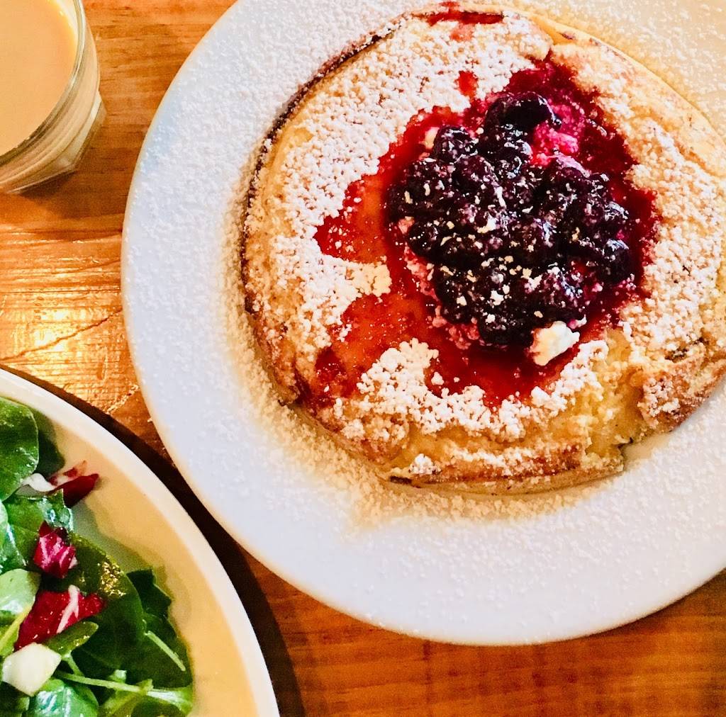 Frankies Italian | meal takeaway | 892 Queen St E, Toronto, ON M4M 1J3, Canada | 6473512524 OR +1 647-351-2524