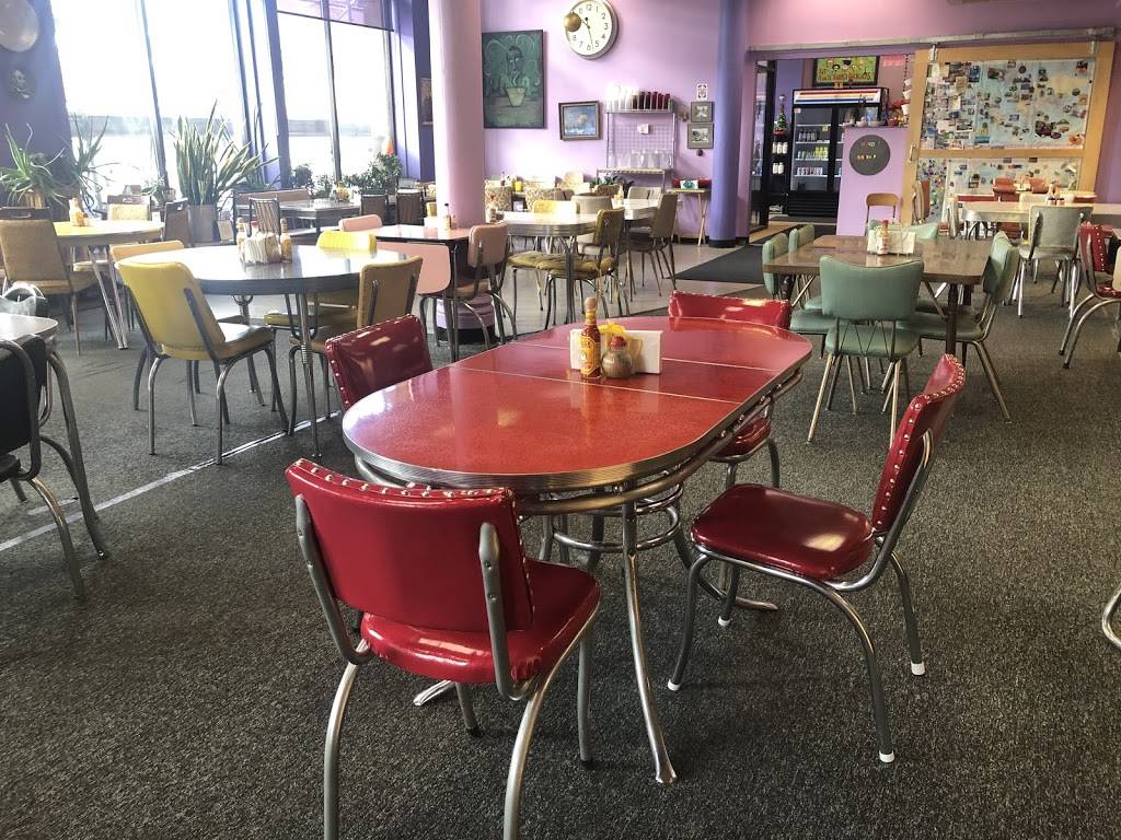 Soup House Inc | restaurant | 324 E Michigan St, Milwaukee, WI 53202, USA | 4142777687 OR +1 414-277-7687