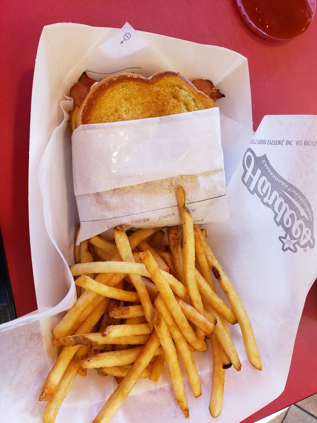 Hardees | restaurant | 4950 Beaner Blvd, Gas City, IN 46933, USA | 7656740000 OR +1 765-674-0000