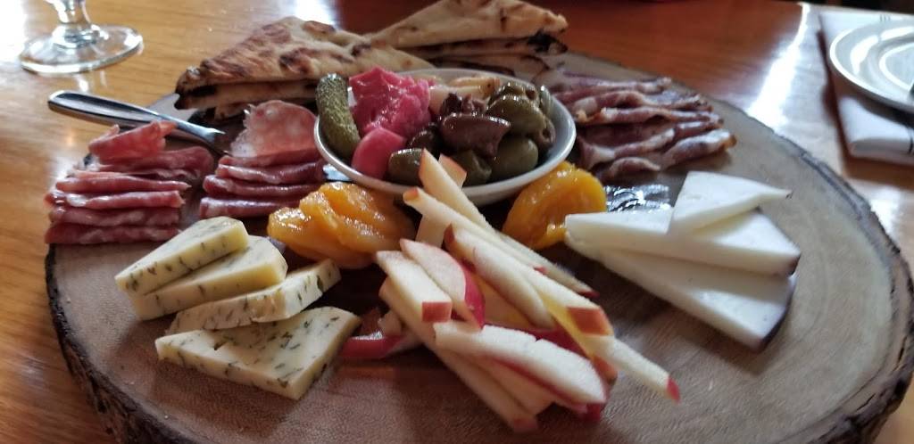 Gardners Seafood & Pasta | restaurant | 111 Thurston Ave NW, Olympia, WA 98501, USA | 3607868466 OR +1 360-786-8466