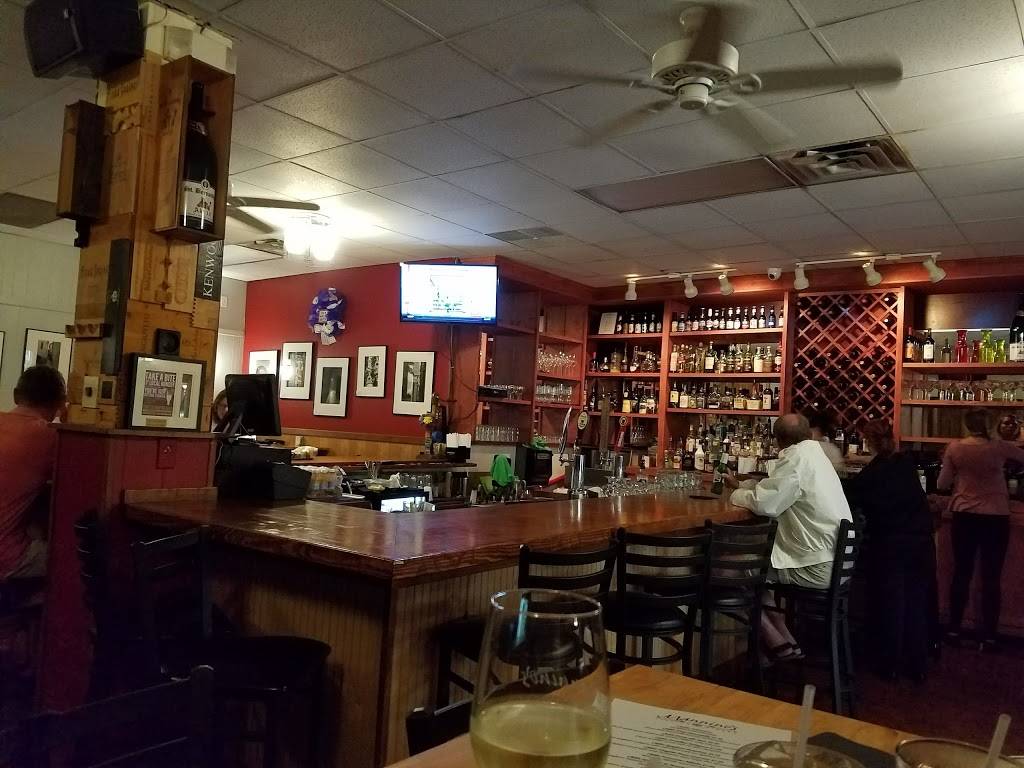 Manninos | restaurant | 3420 Atlantic Ave, Virginia Beach, VA 23451, USA | 7573902580 OR +1 757-390-2580