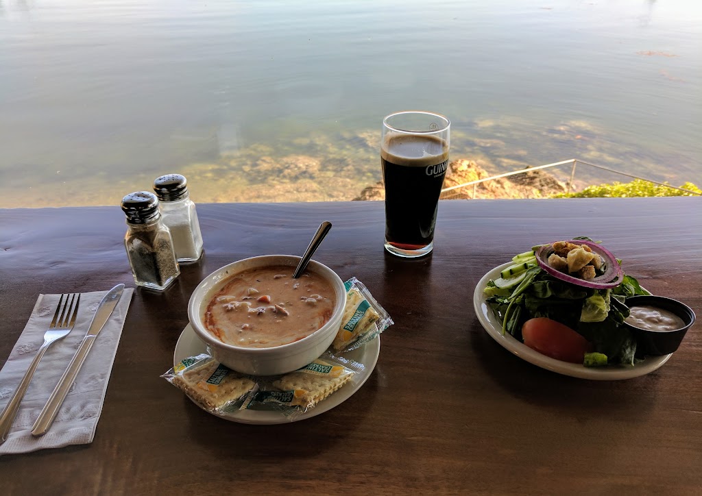 The White Horse Pub | restaurant | 246 Main St, Eastsound, WA 98245, USA | 3603767827 OR +1 360-376-7827