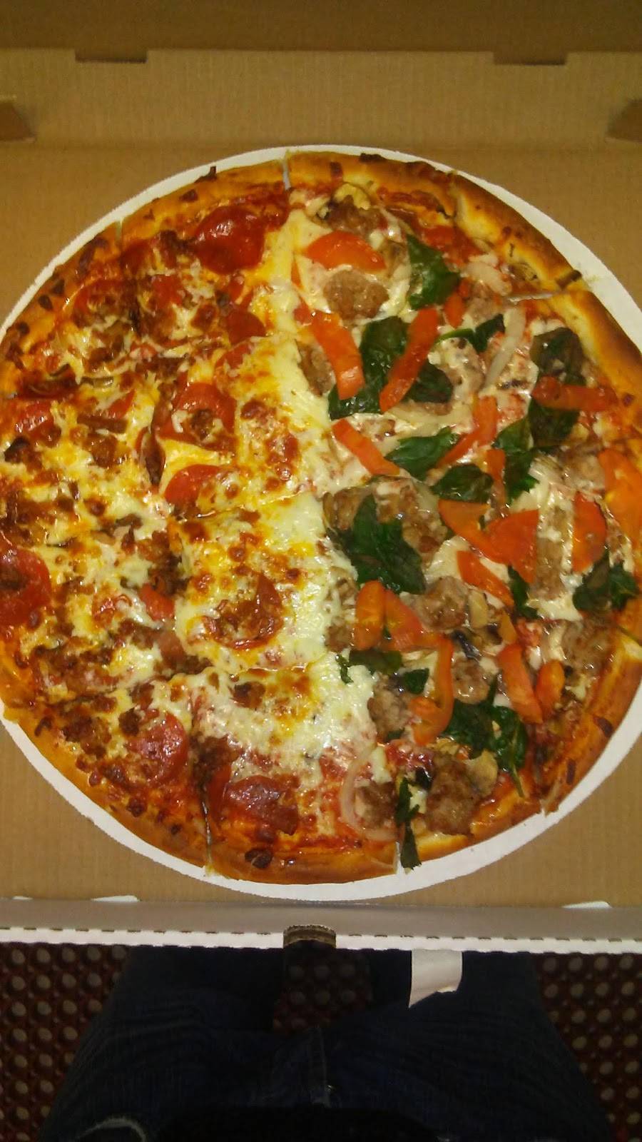 Campus Pizza | restaurant | 1258 Broad St, Hartford, CT 06106, USA | 8602463663 OR +1 860-246-3663
