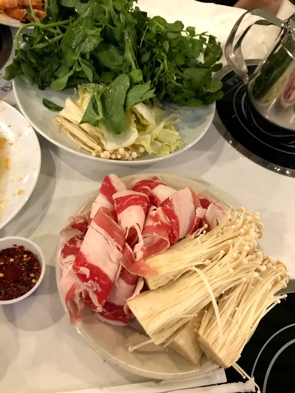 Homey hot pot &sushi buffet | restaurant | 3649 Lafayette Rd, Indianapolis, IN 46222, USA | 3172951982 OR +1 317-295-1982