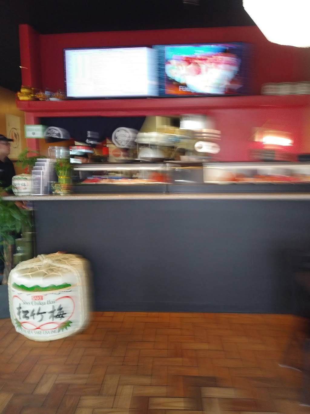 Oishii express | restaurant | 2295 Cleveland Ave, Madera, CA 93637, USA | 5598312180 OR +1 559-831-2180