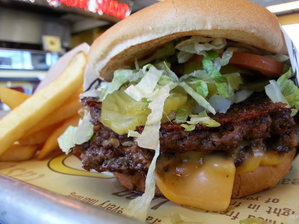 Fatburger | restaurant | 4525 N Rancho Dr, Las Vegas, NV 89130, USA | 7026584604 OR +1 702-658-4604