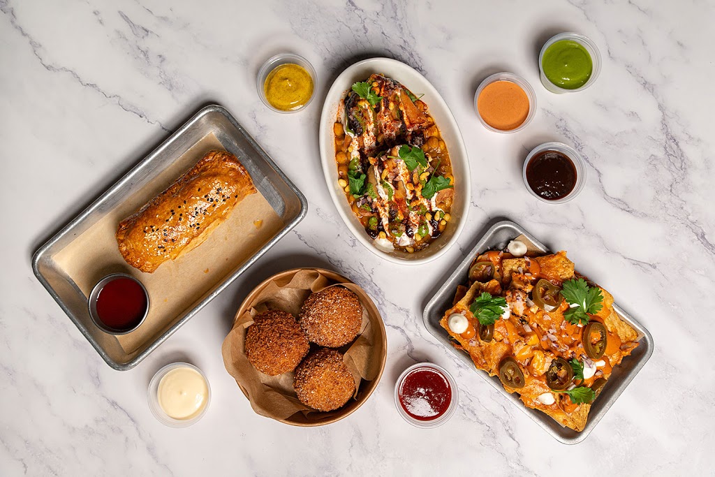 Butter Chicken Shack | meal takeaway | 736 W Randolph St Suite 200, Chicago, IL 60661, USA | 3125844050 OR +1 312-584-4050