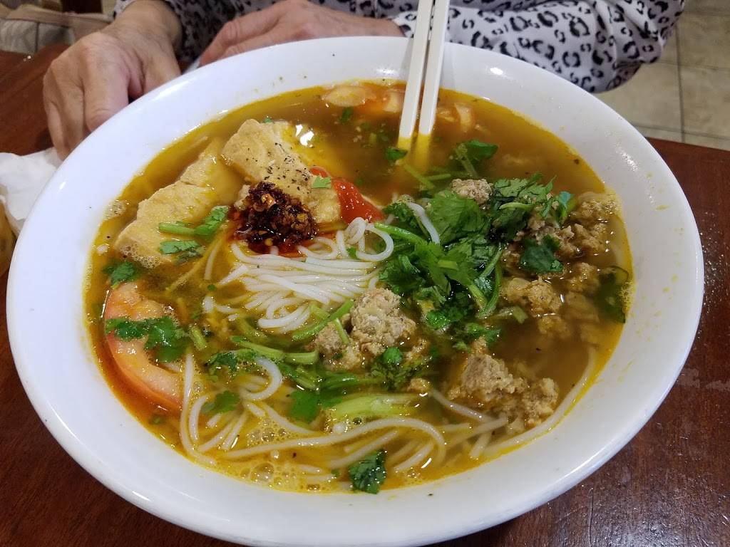 Pho Pasteur Restaurant | restaurant | 100 W Pioneer Pkwy #158, Arlington, TX 76010, USA | 8172746232 OR +1 817-274-6232