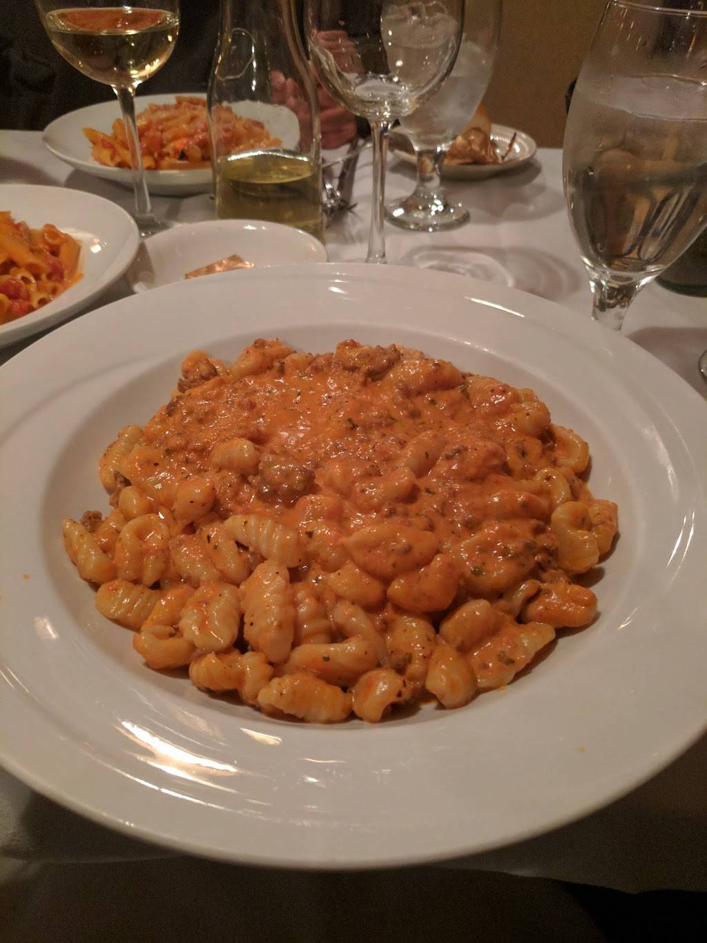 Cara Mia | restaurant | 22020 Hillside Avenue, Queens Village, NY 11427, USA | 7187409118 OR +1 718-740-9118