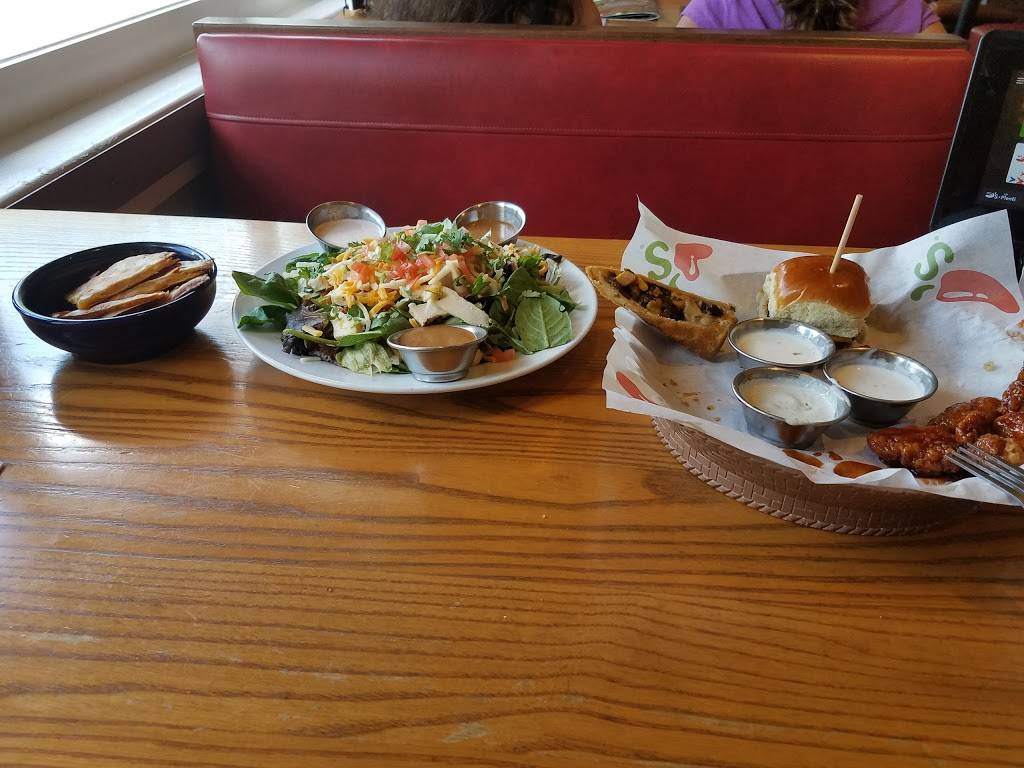 Chilis Grill & Bar | meal takeaway | 4565 W Lake Mary Blvd, Lake Mary, FL 32746, USA | 4073330800 OR +1 407-333-0800