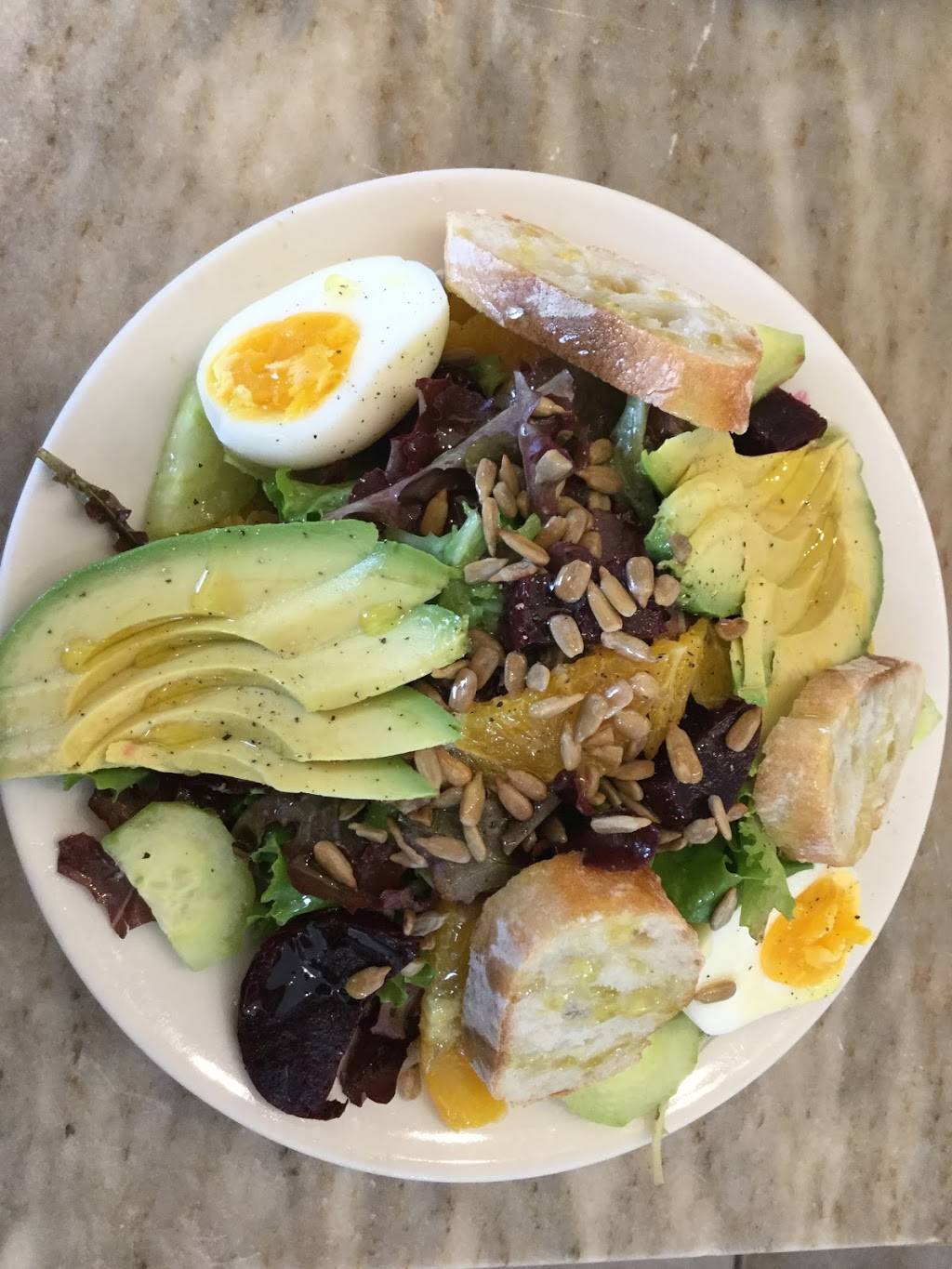 Bizalions Café-Market | cafe | 684 Main St, Great Barrington, MA 01230, USA | 4136449988 OR +1 413-644-9988