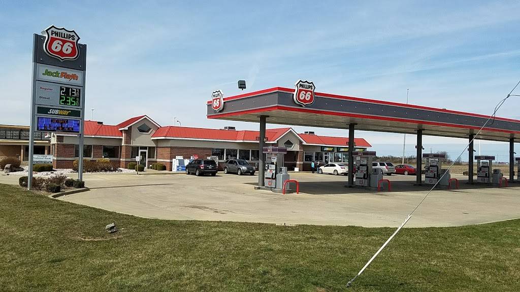 Subway | restaurant | 1101 Broadway Ave, Mattoon, IL 61938, USA | 2172586303 OR +1 217-258-6303