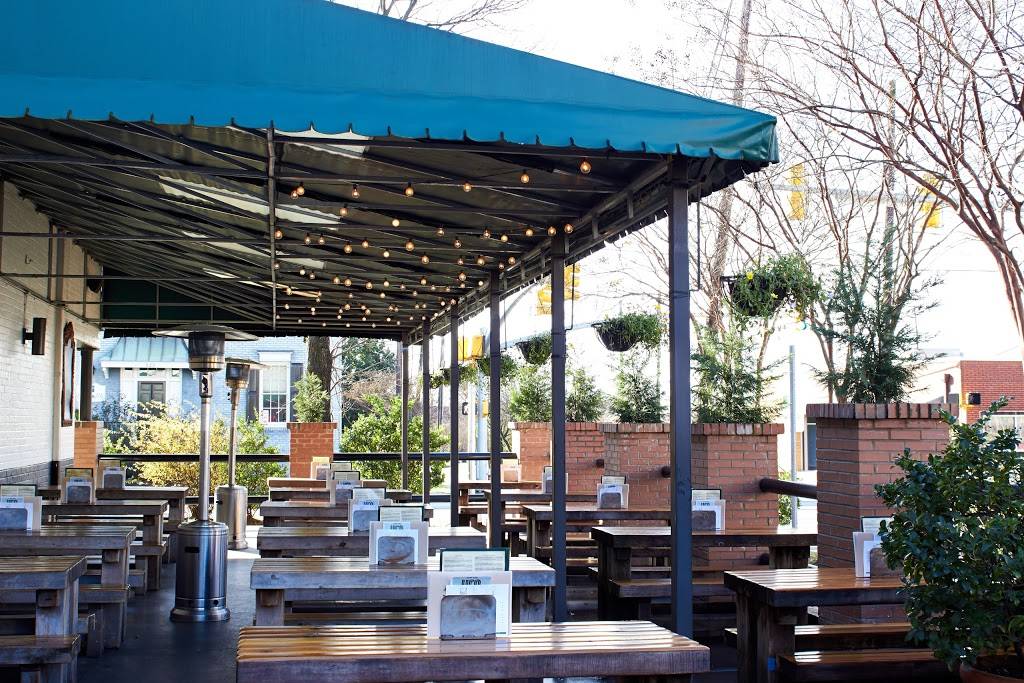 Flying Saucer Draught Emporium | restaurant | 328 W Morgan St, Raleigh, NC 27601, USA | 9198217401 OR +1 919-821-7401