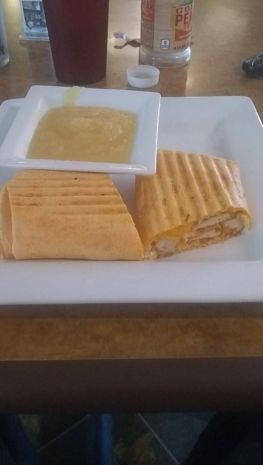 Applewood Bistro | restaurant | 1015 S Iowa Ave, Washington, IA 52353, USA | 3196538454 OR +1 319-653-8454