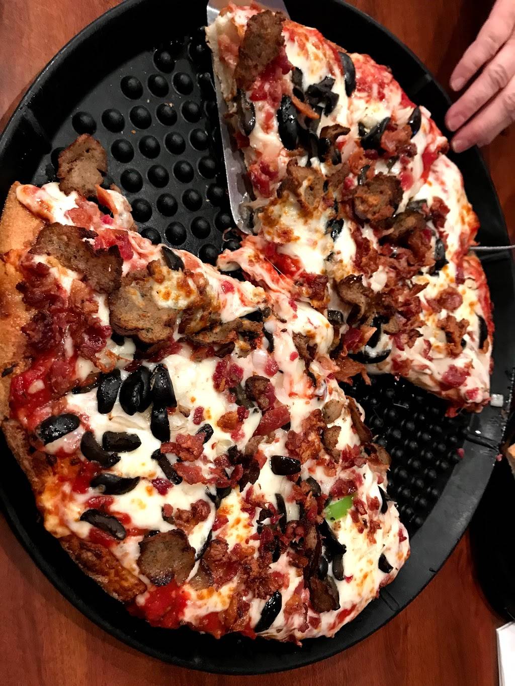 Barros Pizza | restaurant | 2436 E Hunt Hwy, San Tan Valley, AZ 85143, USA | 4804571117 OR +1 480-457-1117